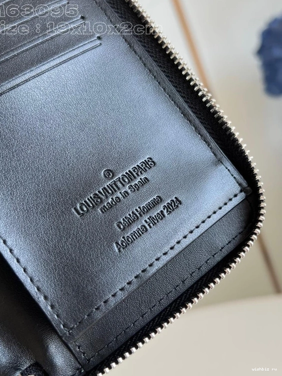 WIS LOUIS WALLET-10*20*2 ZIPPY VUITTON cm 1112